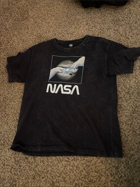 Black Graphic Tee - NASA - Iconic Logo